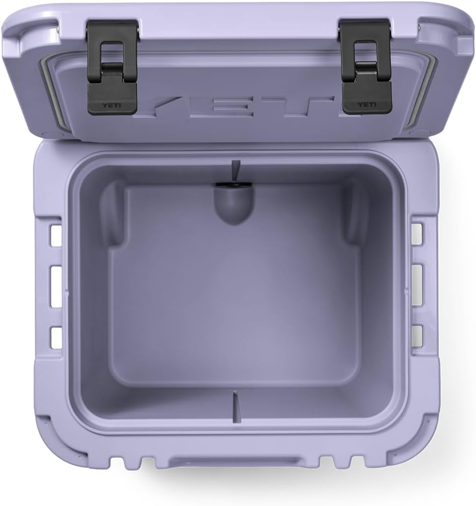 Roadie 48 Wheeled Cooler with Retractable Periscope Handle