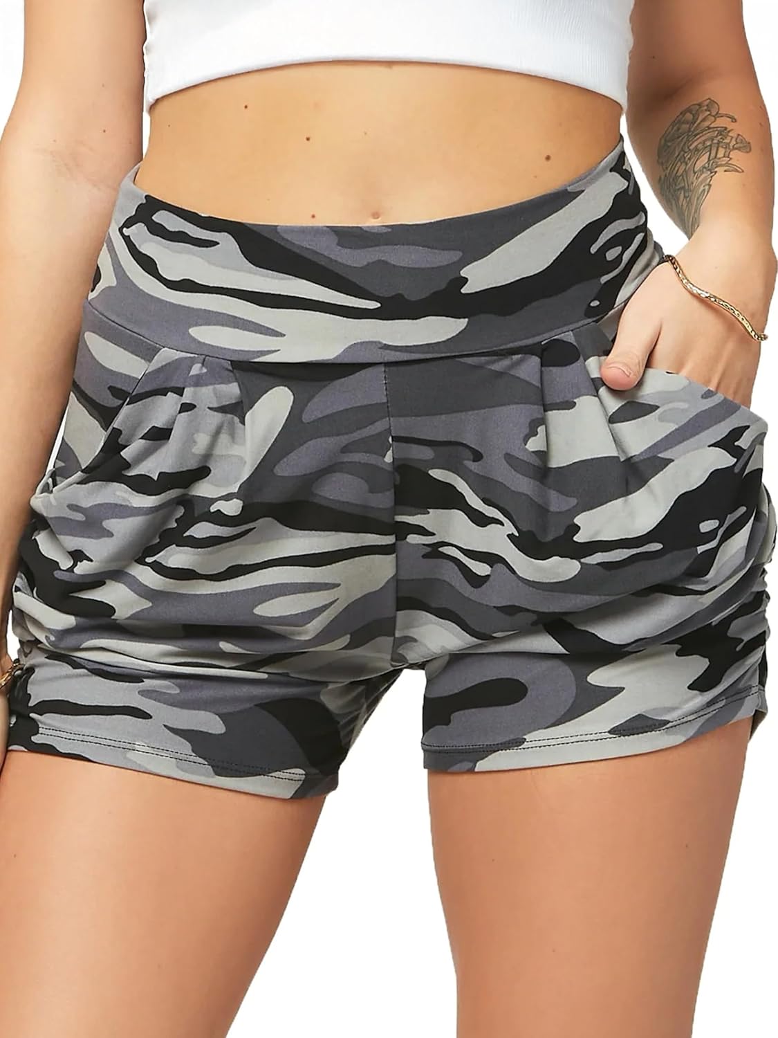 Women’s Shorts with Pockets Ultra Soft Stretch