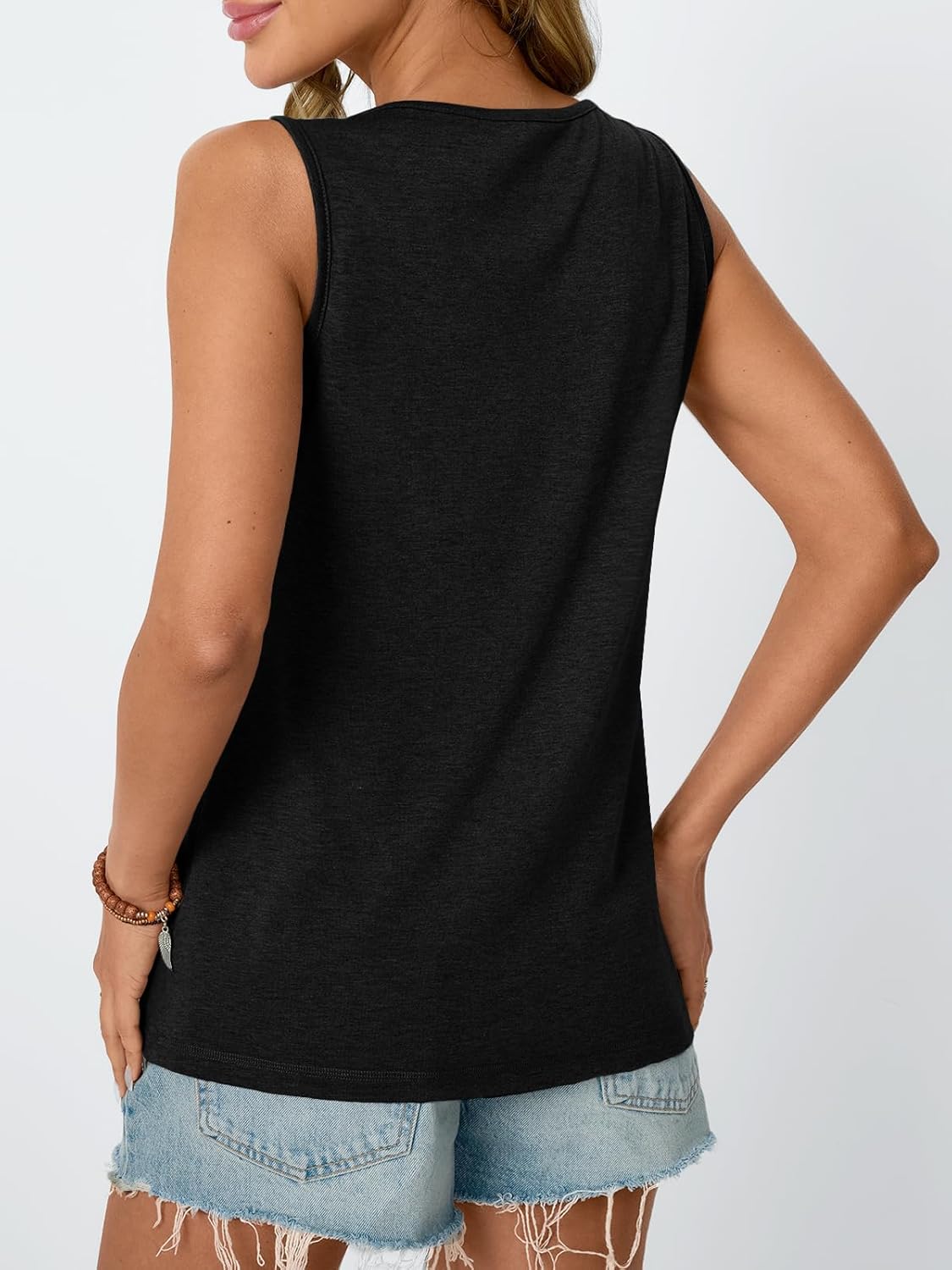 Womens Tank Tops 2025 Summer Sleeveless Blouses Flowy Crewneck Casual Trendy Outfits