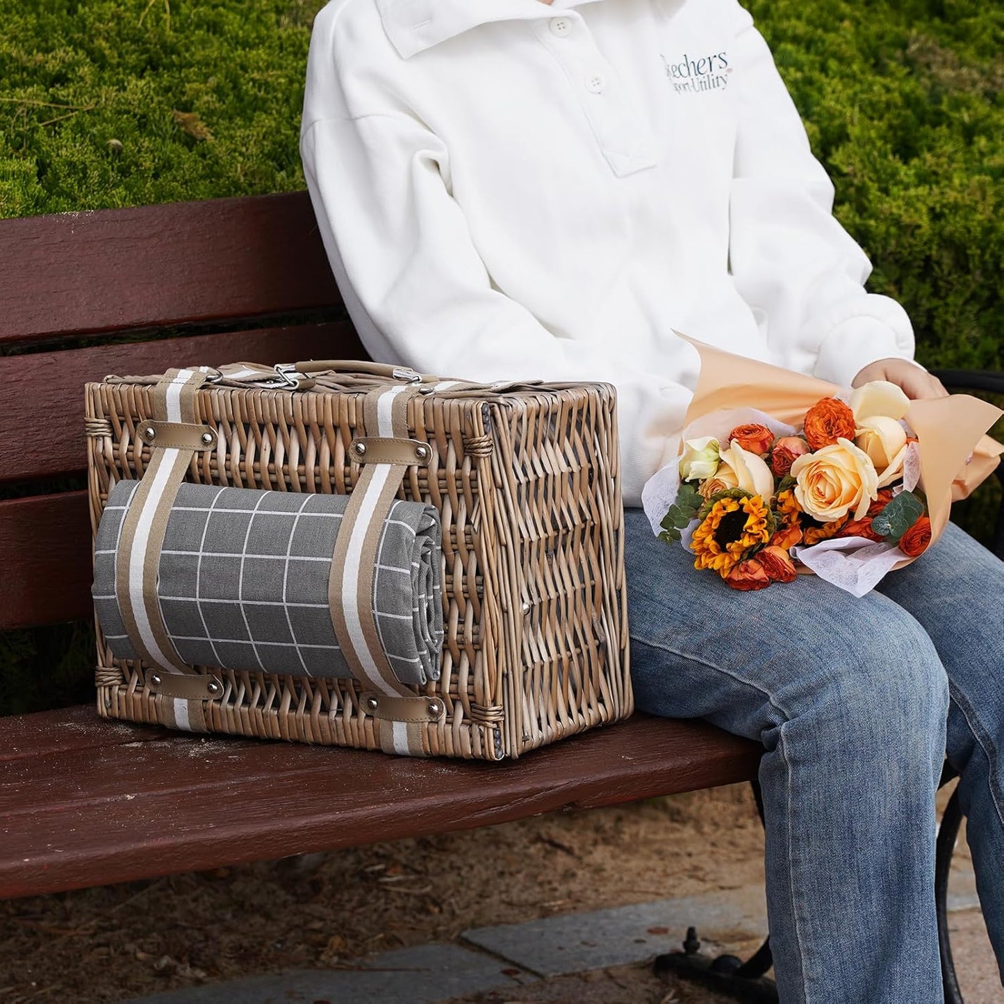 19Pcs Picnic Basket for 2 with Blanket