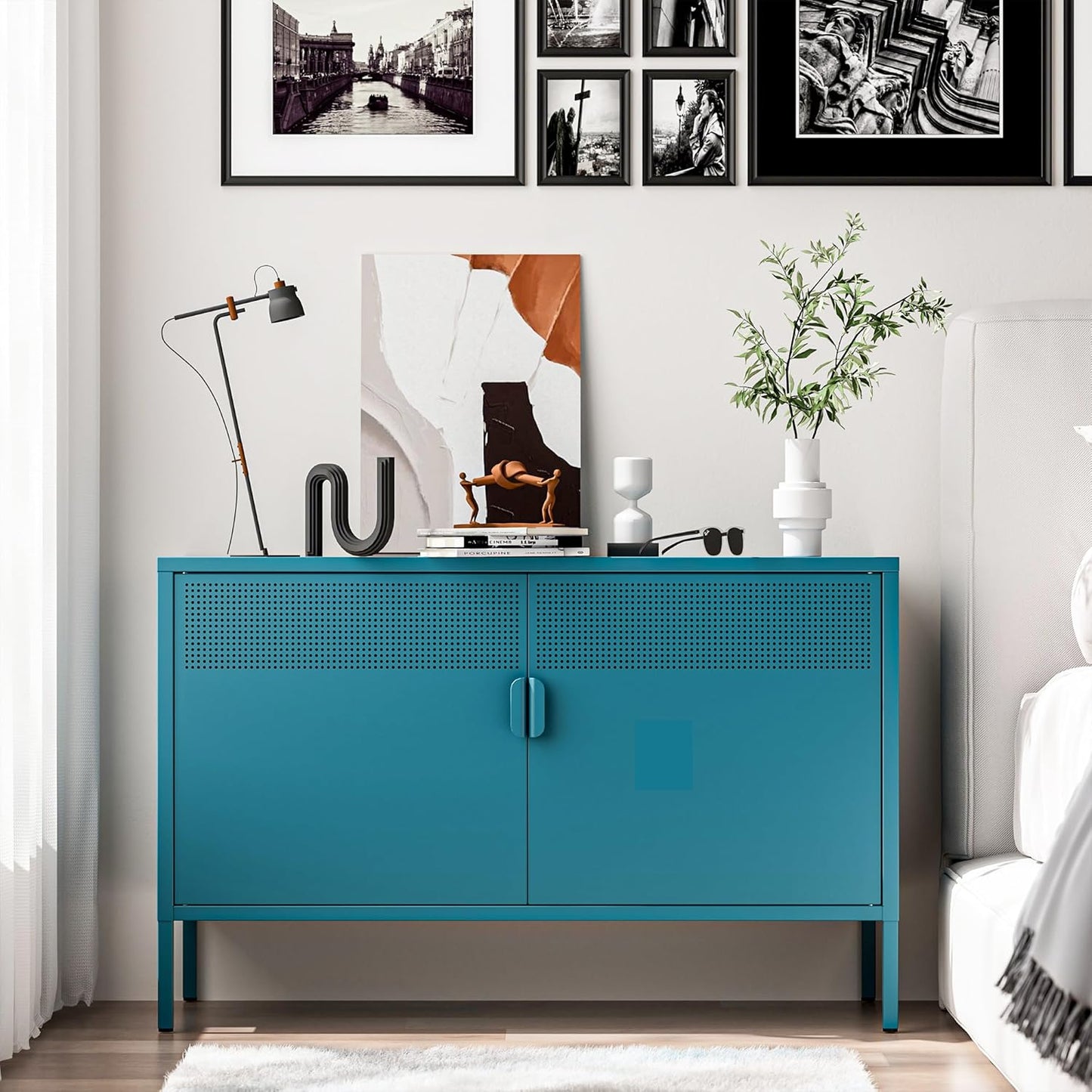 2 Door Storage Sideboard Metal Storage Cabinet with 2 Adjustable Shelf