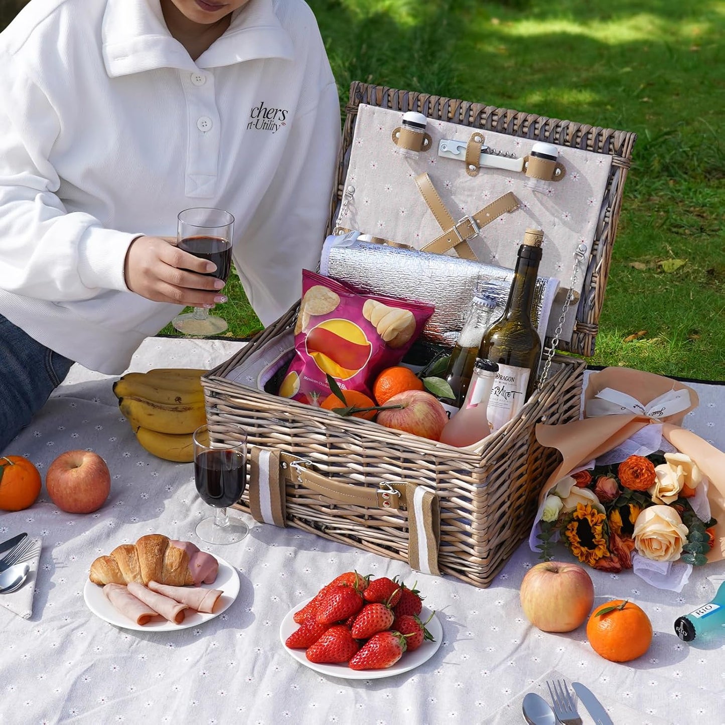 19Pcs Picnic Basket for 2 with Blanket