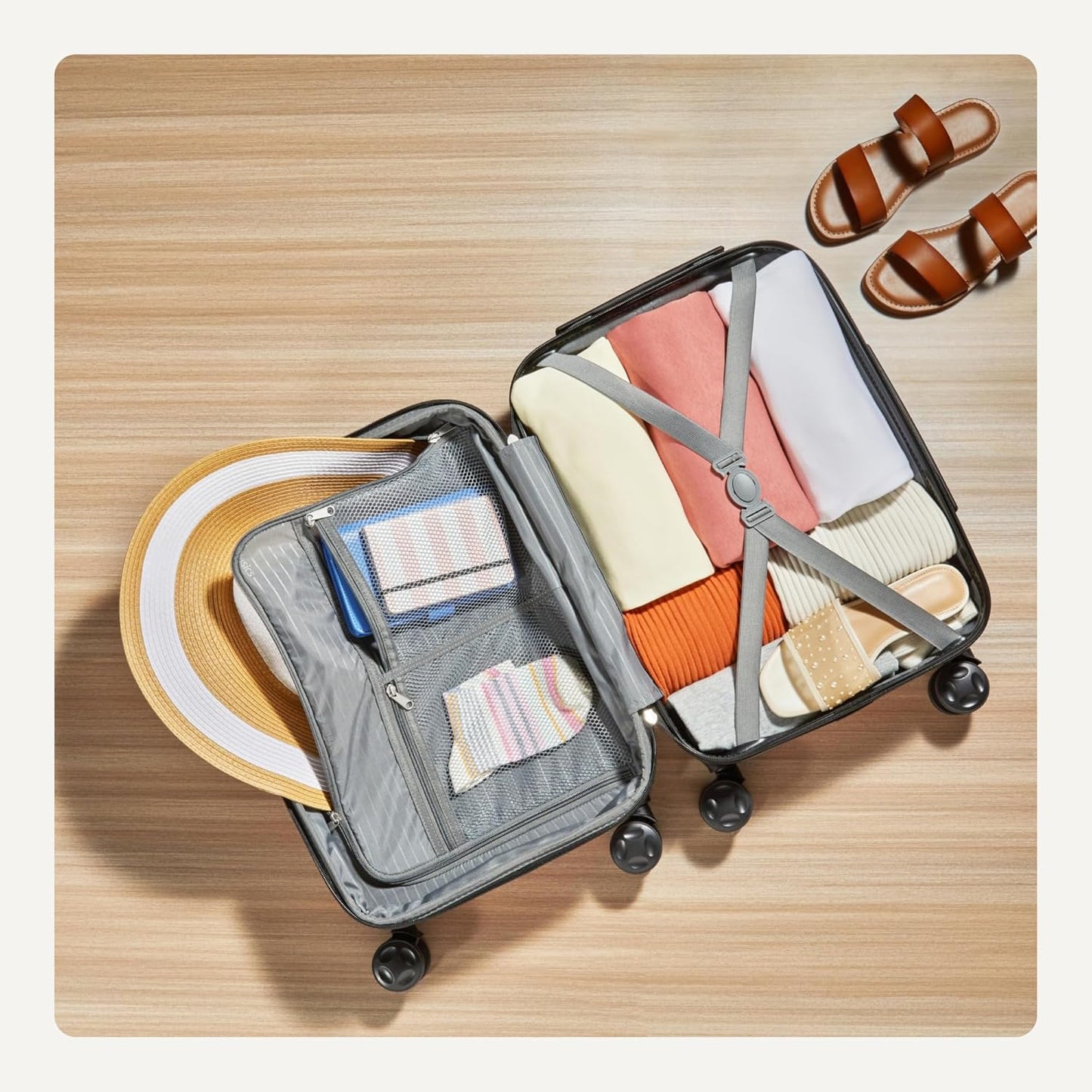 26" Hardside Medium Checked Luggage
