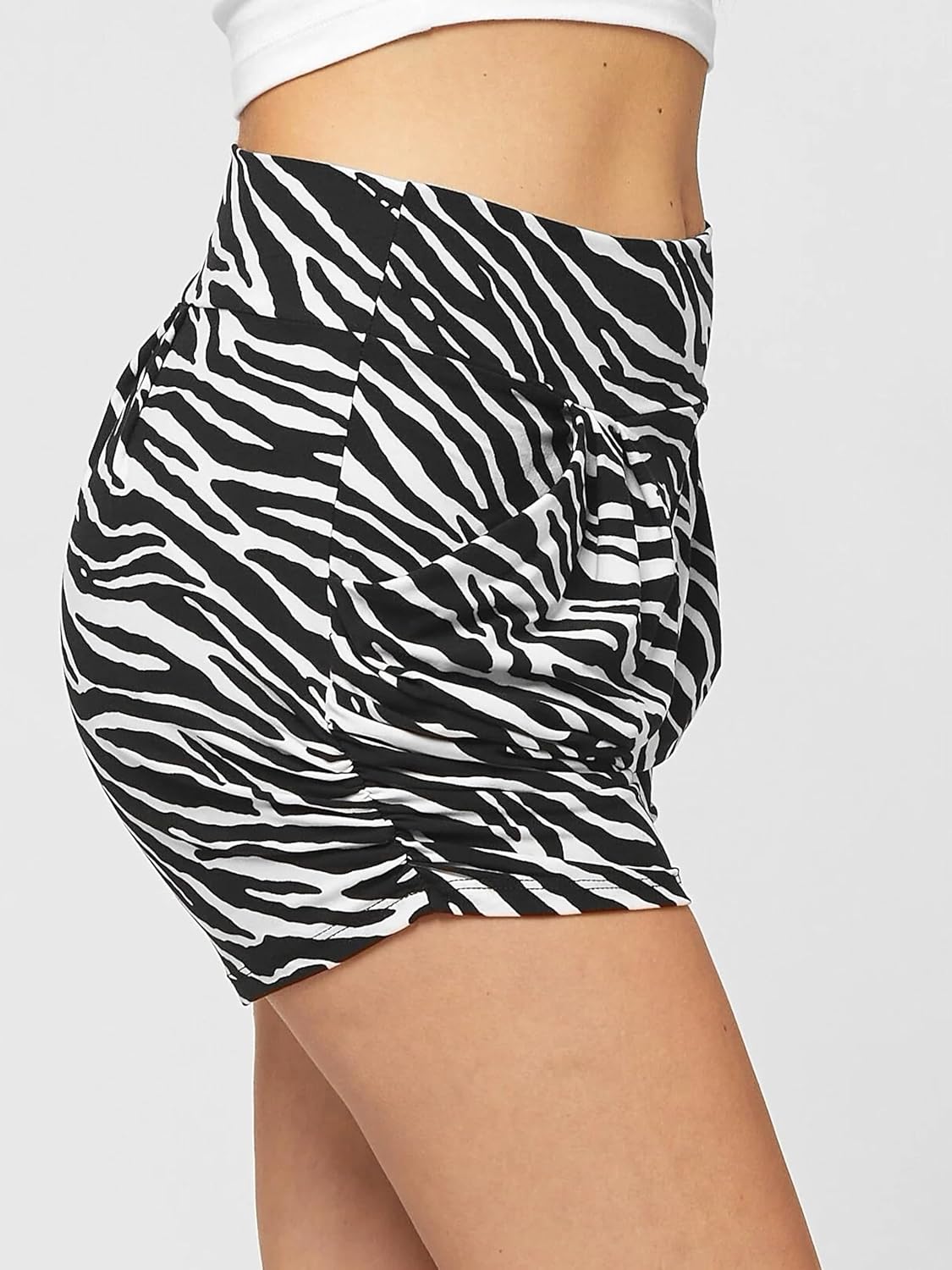 Women’s Shorts with Pockets Ultra Soft Stretch