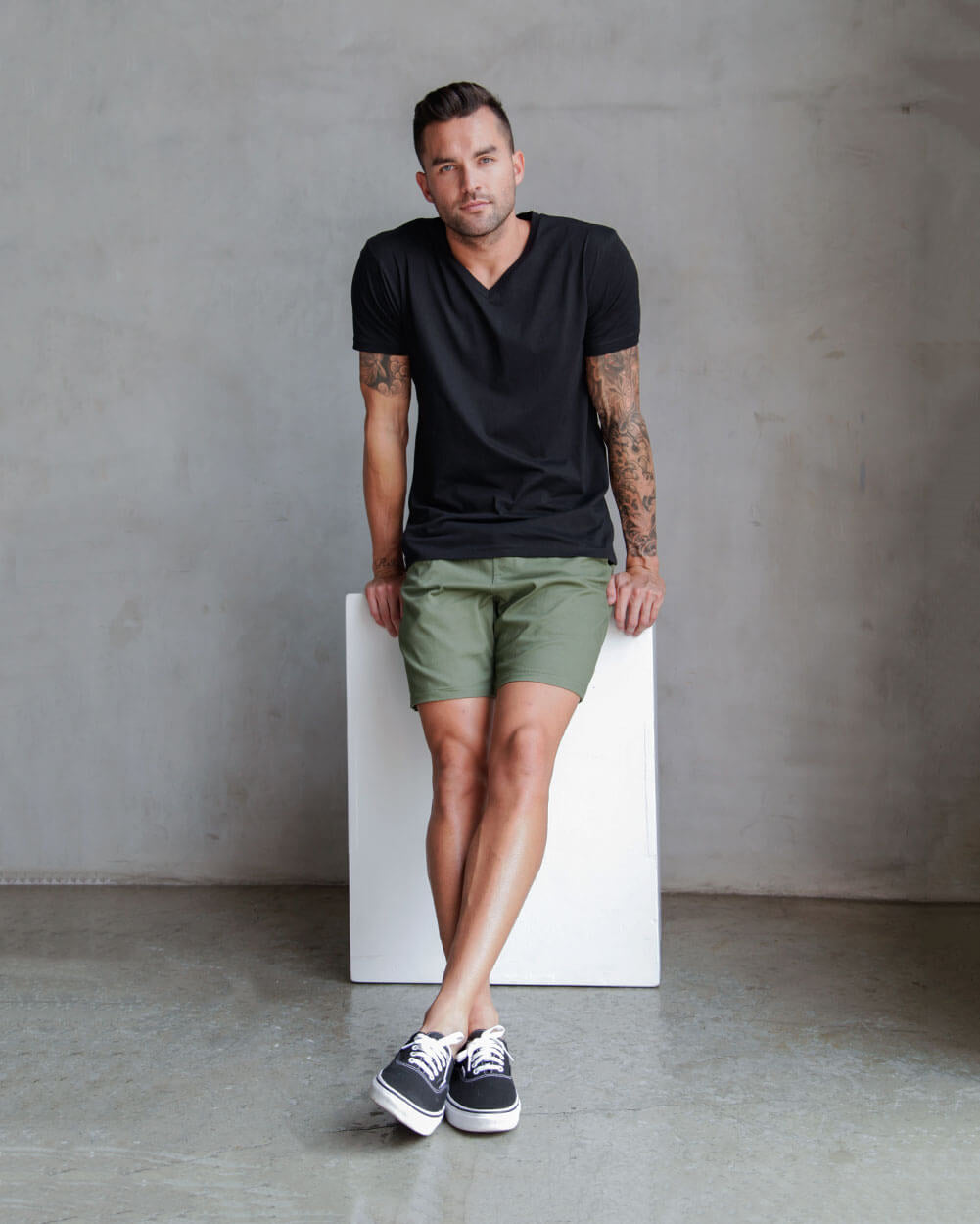 V-Neck Tee Cotton Black T-shirt for Men