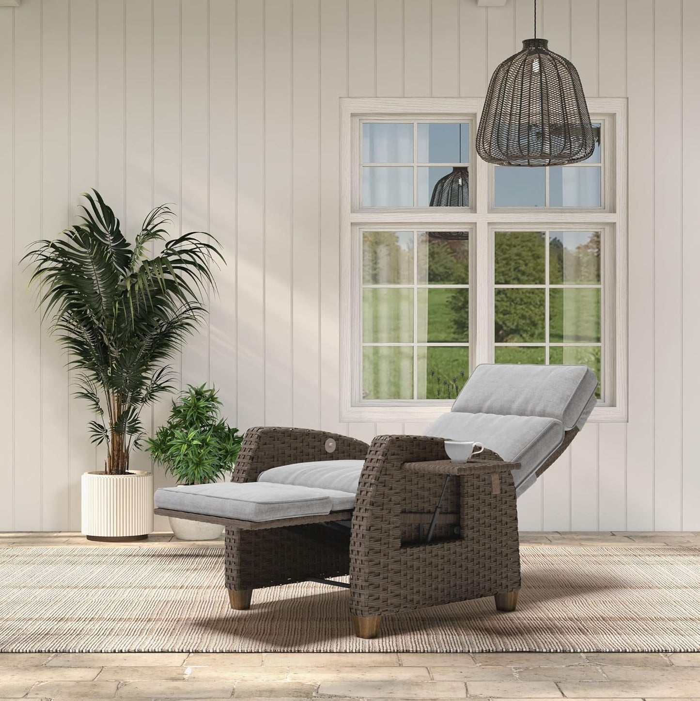 Outdoor Recliner Chair Patio 150° Lay Flat Recliner