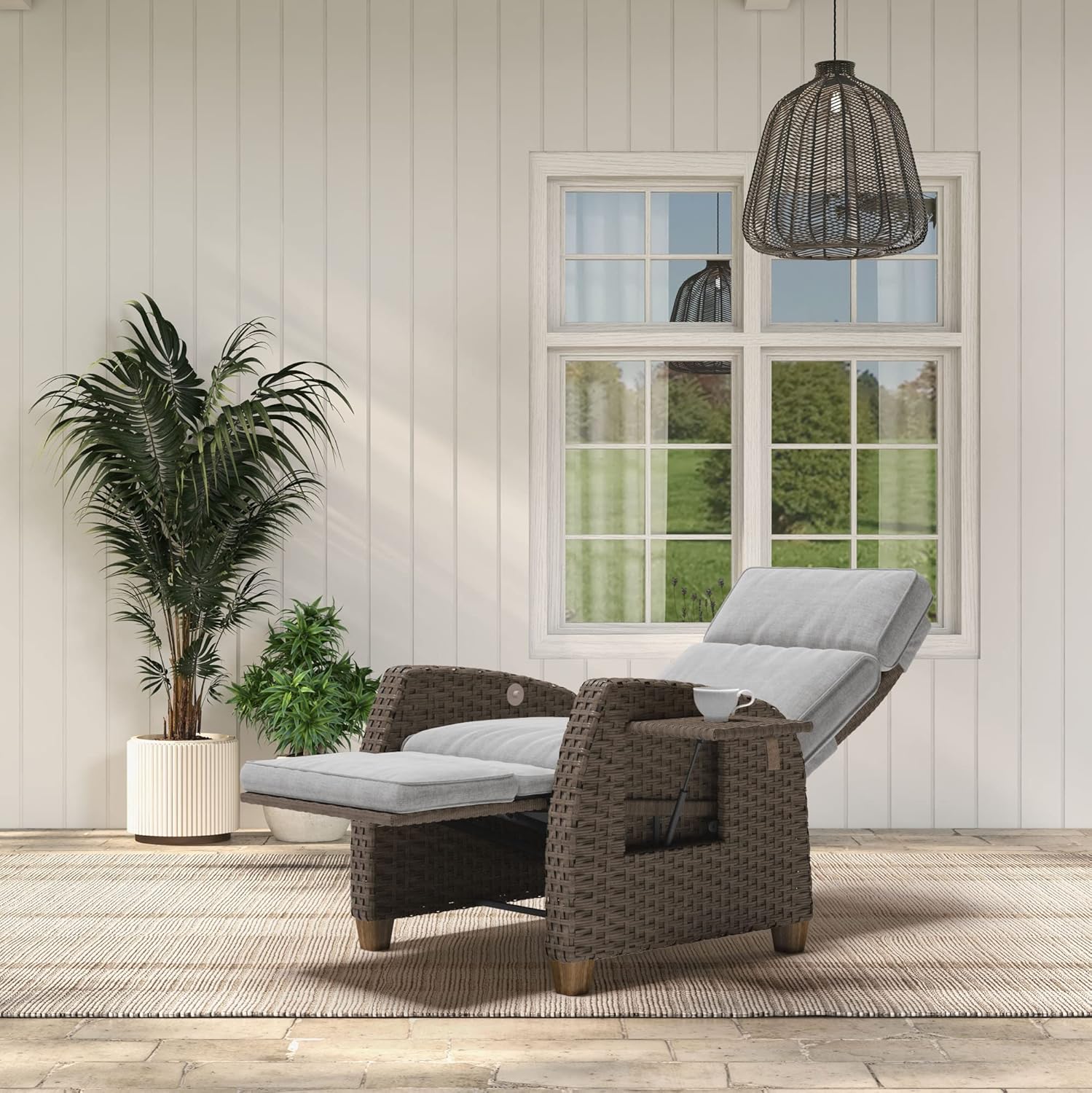 Outdoor Recliner Chair Patio 150° Lay Flat Recliner