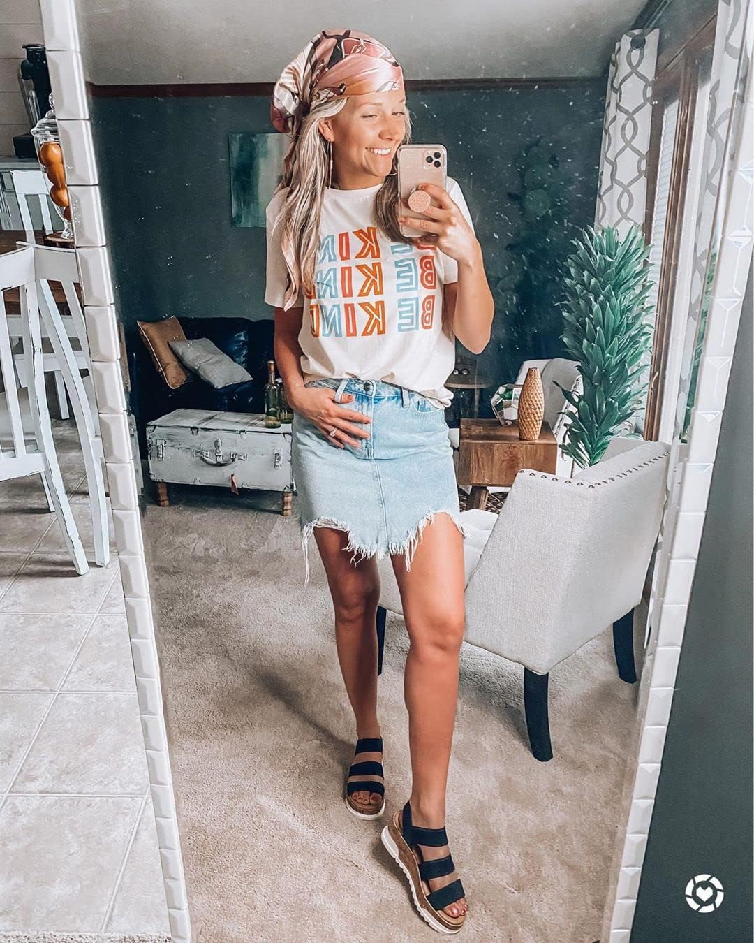 Womens Be Kind Shirt Short Sleeve Graphic Tees