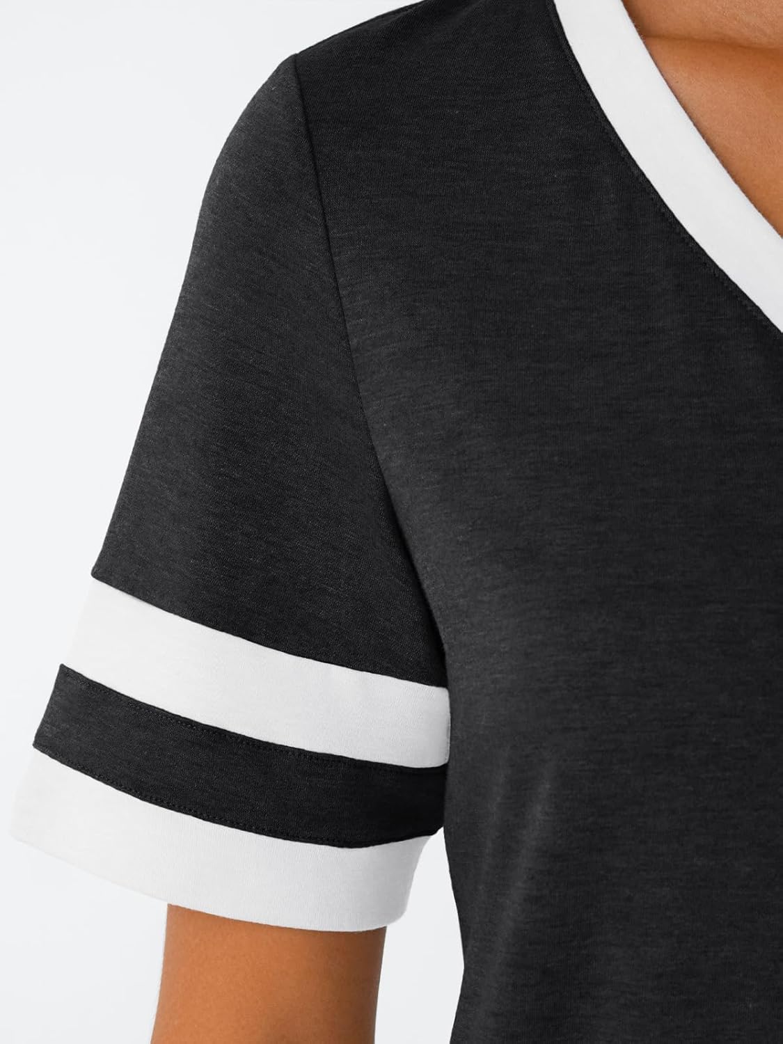 Women's Short Sleeve V Neck T Shirts Trendy Casual Spring Tops