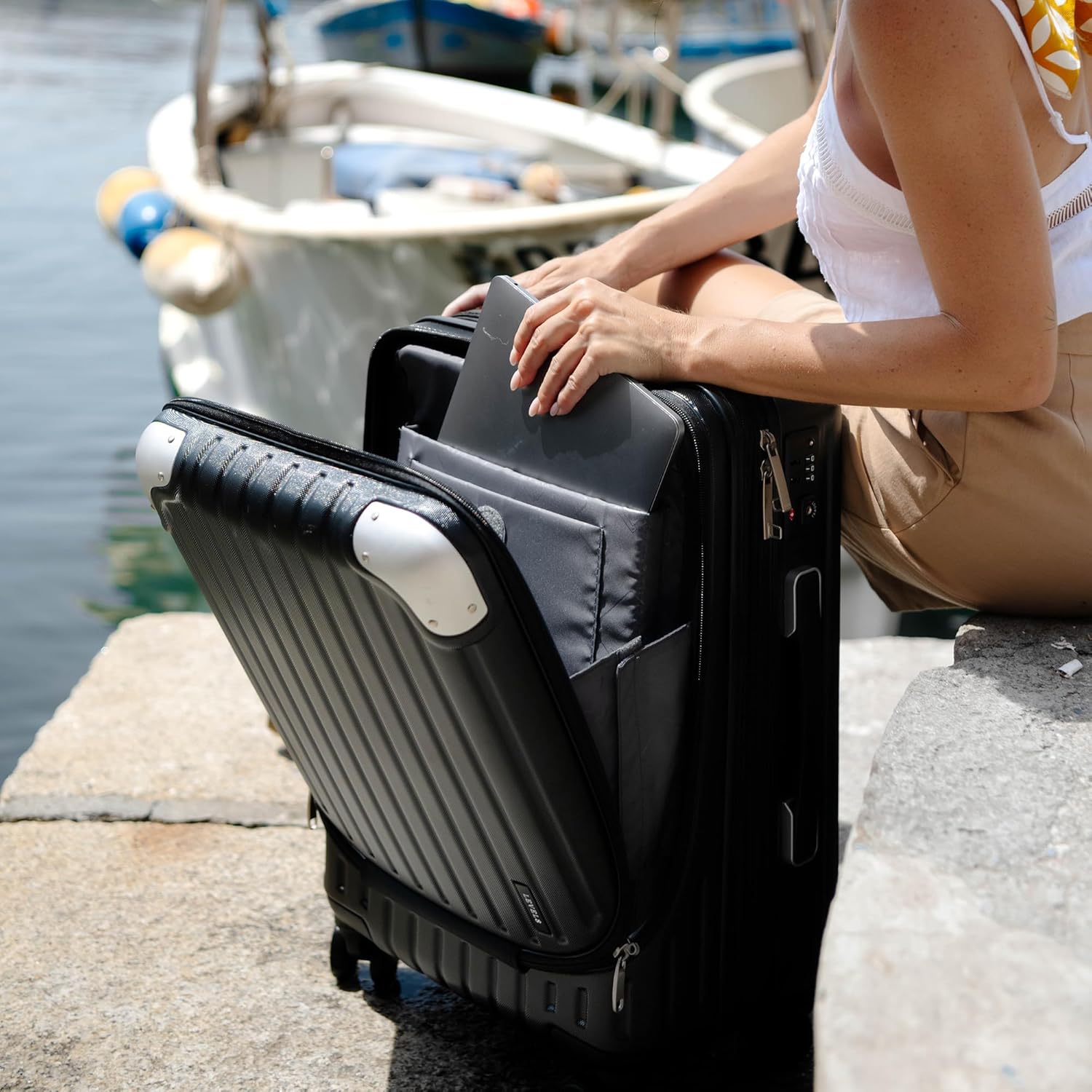 Luggage Airline Approved 20 Inch Expandable Hard Sided Luggages